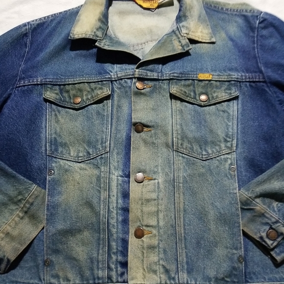 Rustler custom by 1ofakind - Picture 1 of 6